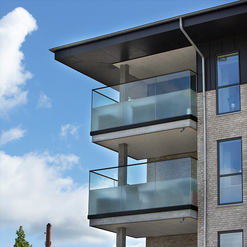 BV8900s-sort-bundskinne02