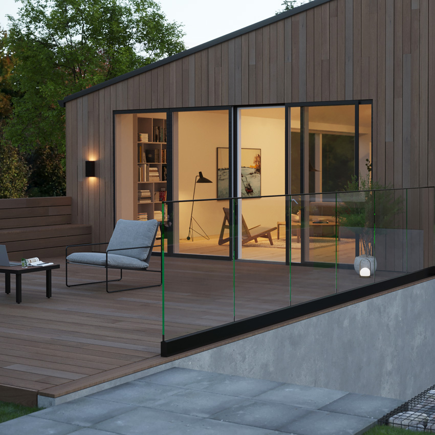 Sort glasgelænder - bundskinne